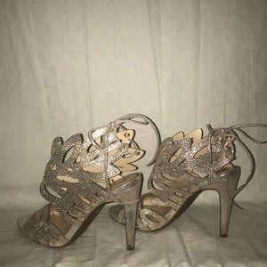 Jessica Simpson Gold Heels